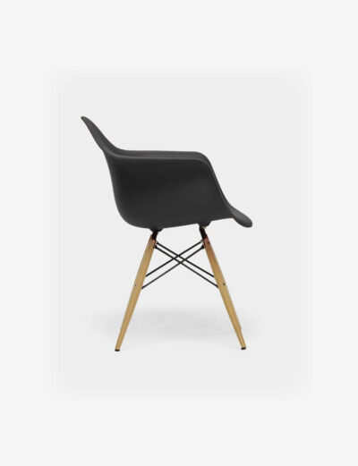 Modern Shell Chair - Image 4